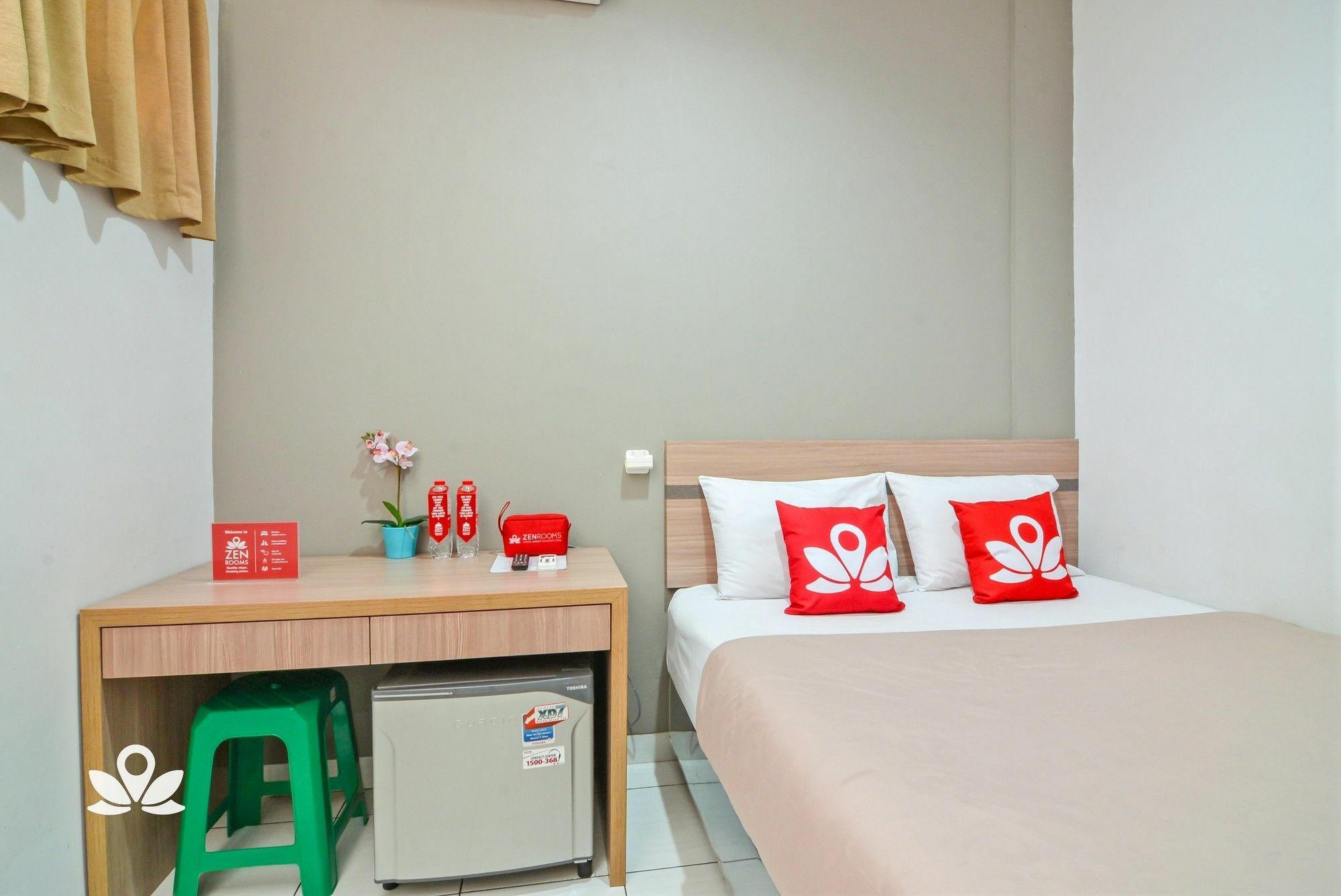 Zen Rooms Karet Pedurenan Giacarta Esterno foto
