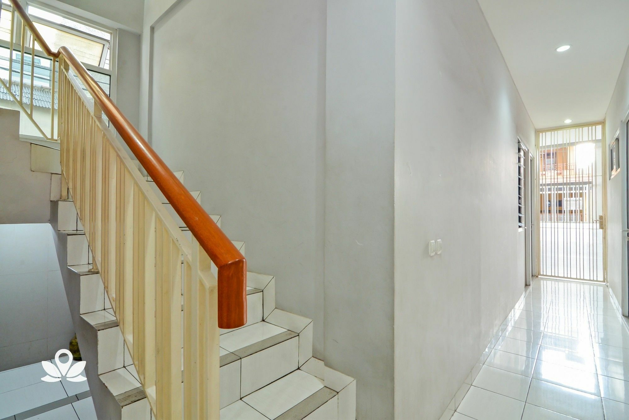 Zen Rooms Karet Pedurenan Giacarta Esterno foto