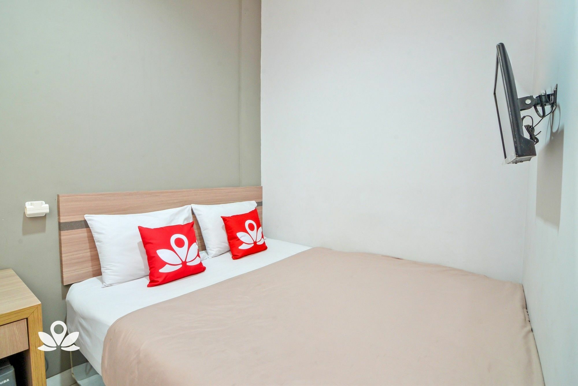 Zen Rooms Karet Pedurenan Giacarta Esterno foto