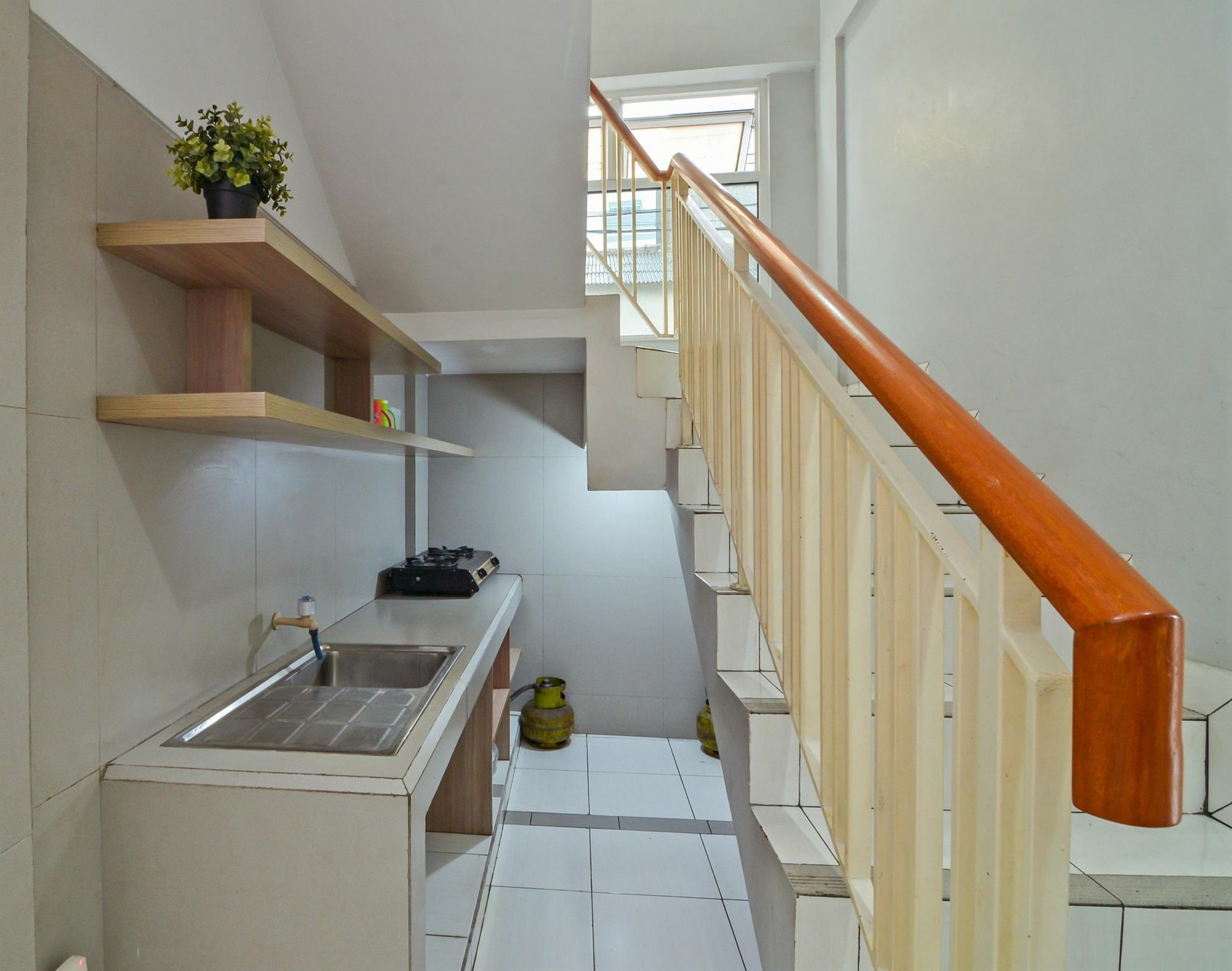 Zen Rooms Karet Pedurenan Giacarta Esterno foto